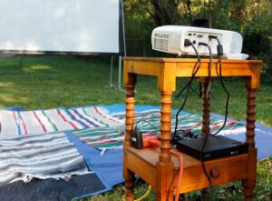 outdoor portable projector setuo